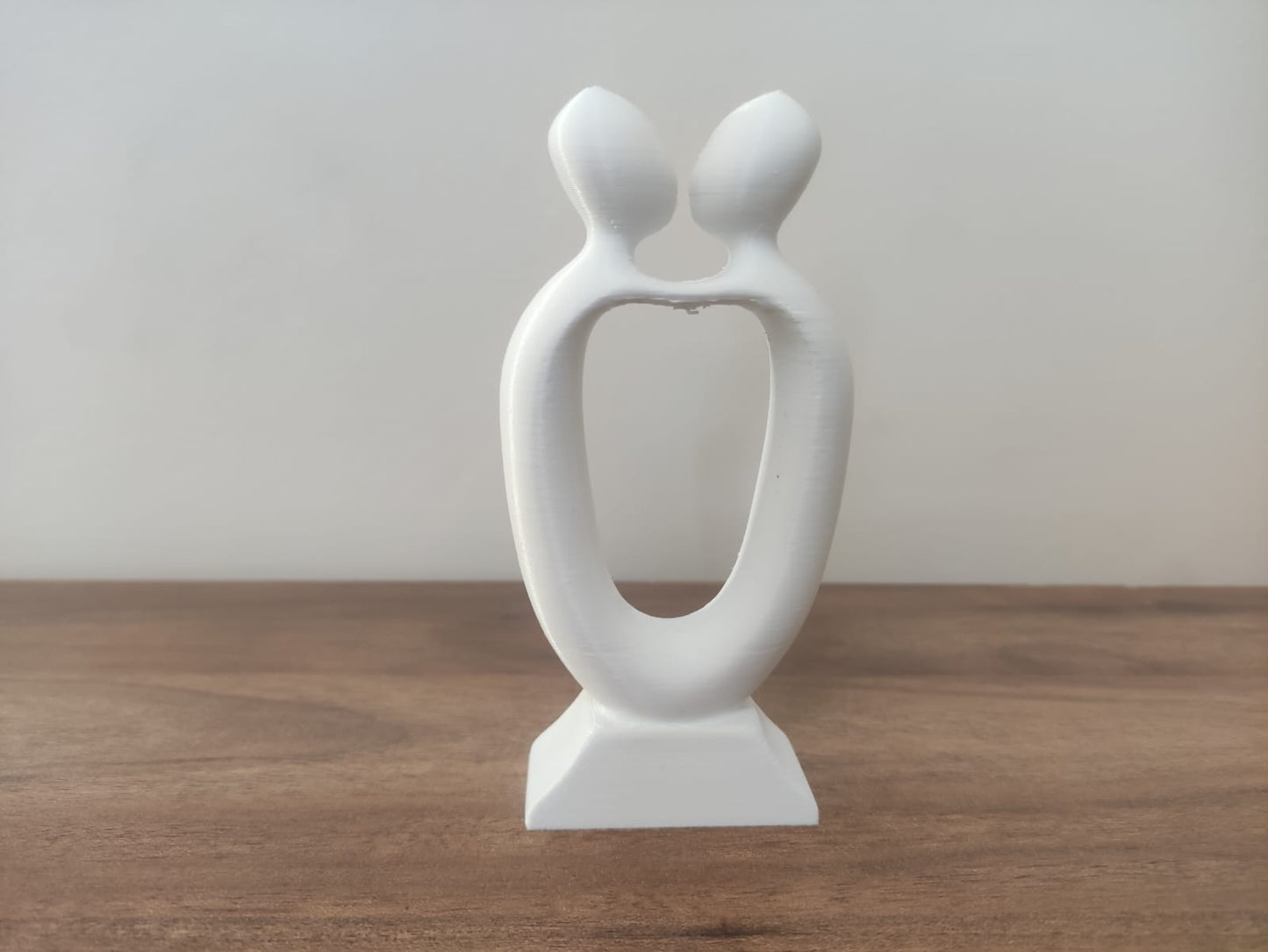 Sevgi Temalı Raf Süsü – Kalplere Dokunan Dekorlar (10cm)