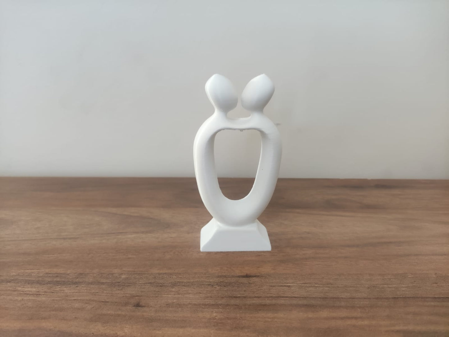 Sevgi Temalı Raf Süsü – Kalplere Dokunan Dekorlar (10cm)