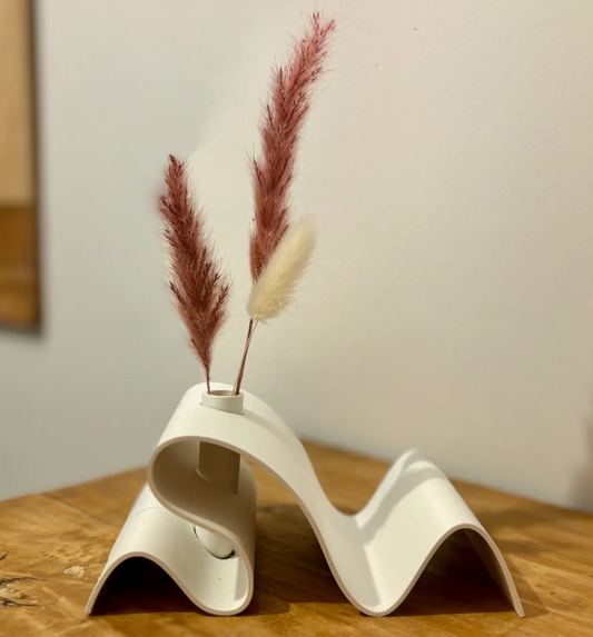 Ribbon Vazo Modern Tasarımlı Dekoratif Vazolar – Estetik ve Şıklığın Buluşma Noktası